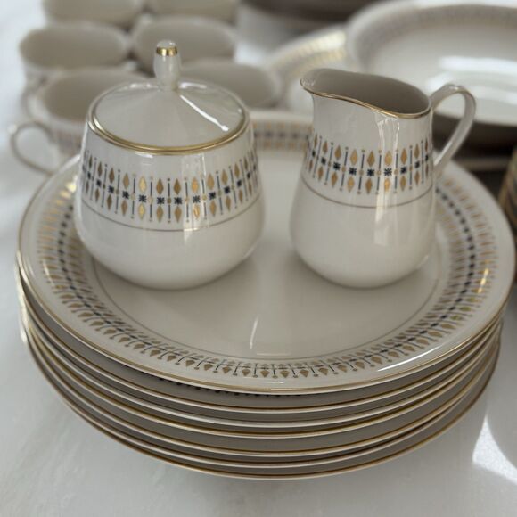 VTG Mikasa Ivory China “HARMONY” #208 Gold MCM 50 Pieces Cream Sugar Platter - Picture 15 of 16